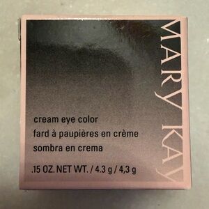 (Discontinued) Mary Kay Meadow Grass Cream Eye Color